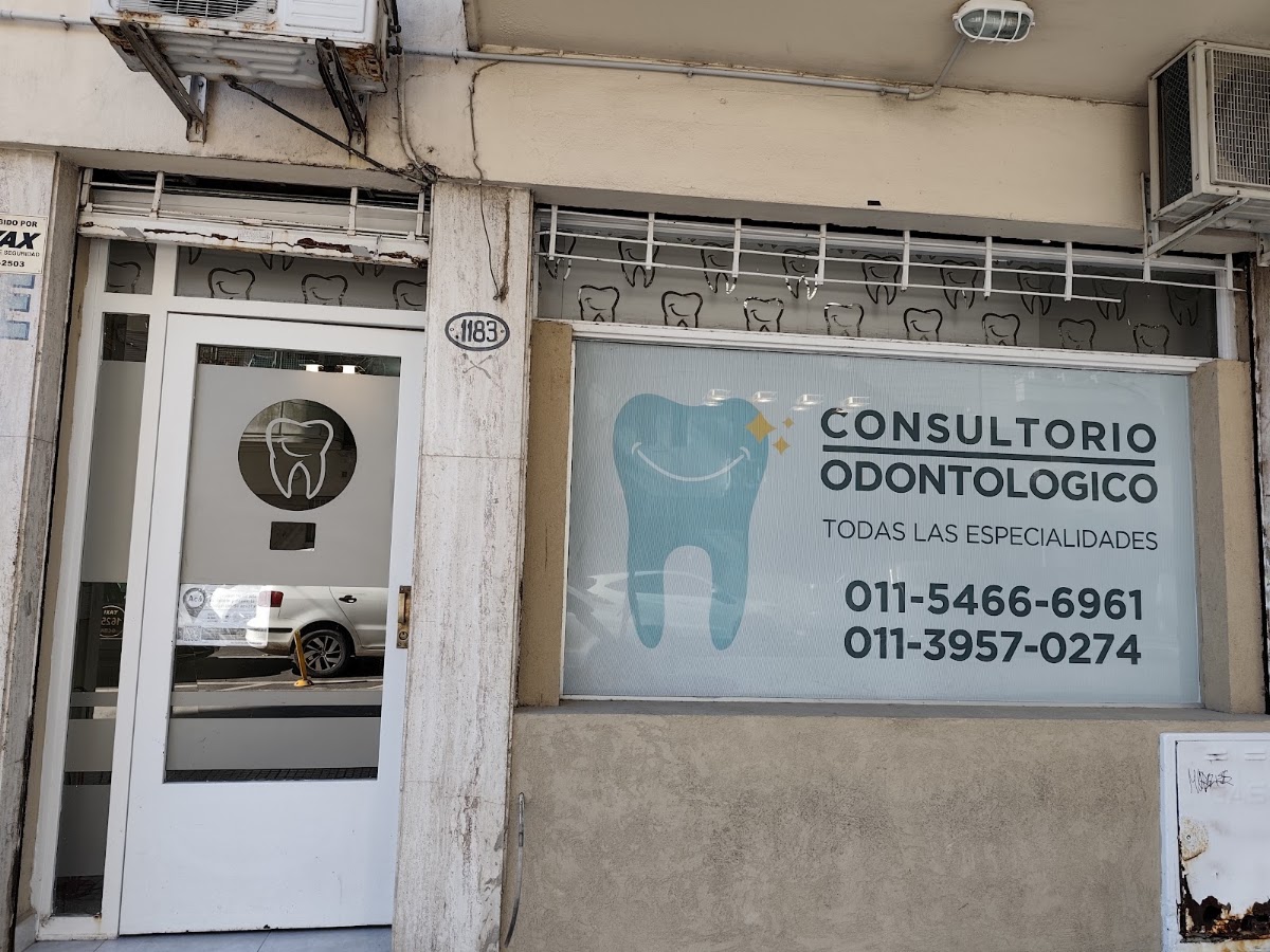 Fachada del consultorio Odontología General en Flores